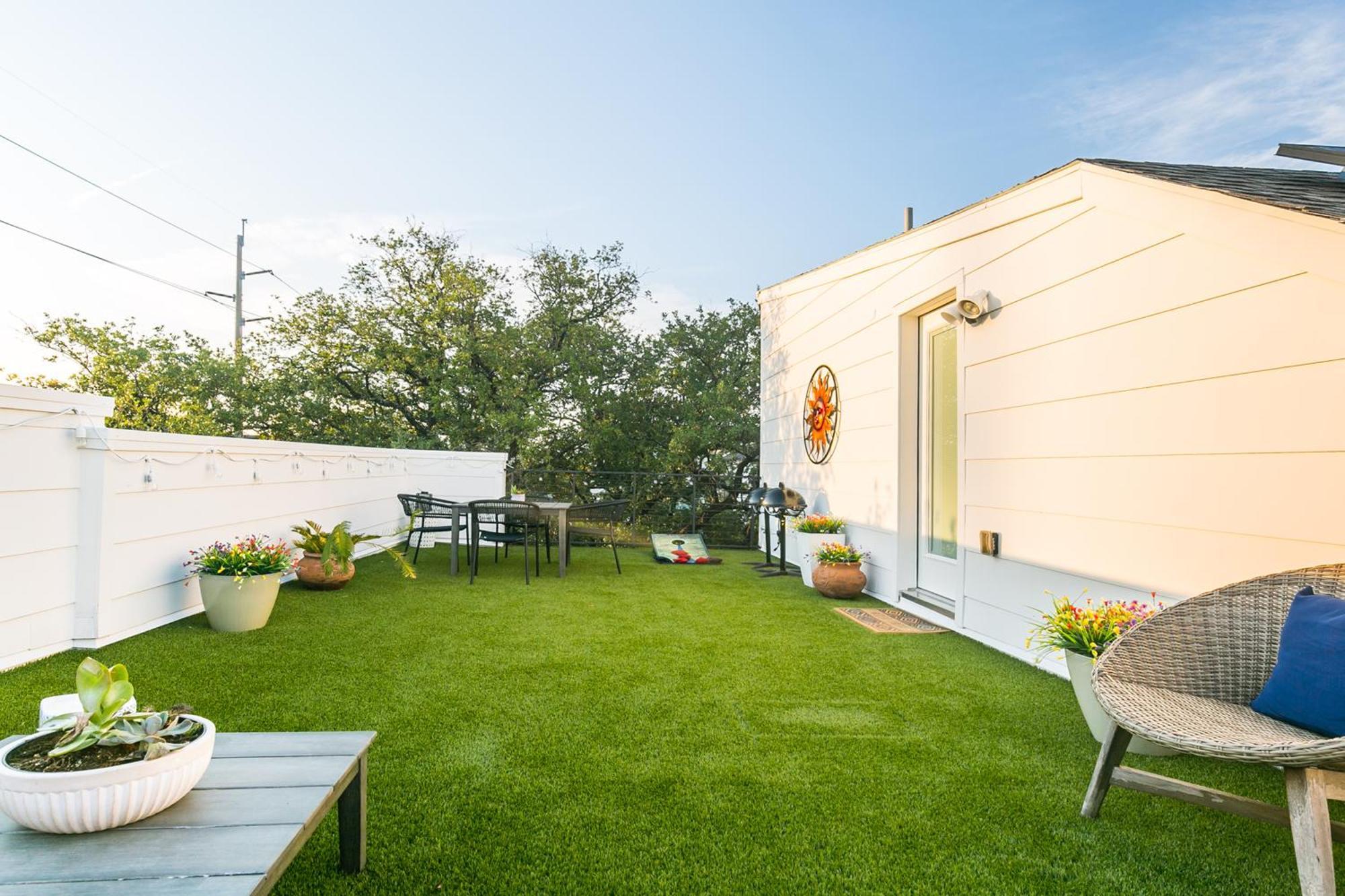 Montrose Guesthouse Suites By Dunyha Houston Eksteriør bilde