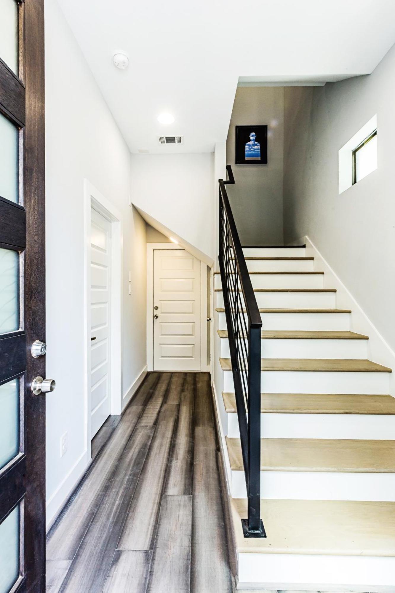 Montrose Guesthouse Suites By Dunyha Houston Eksteriør bilde